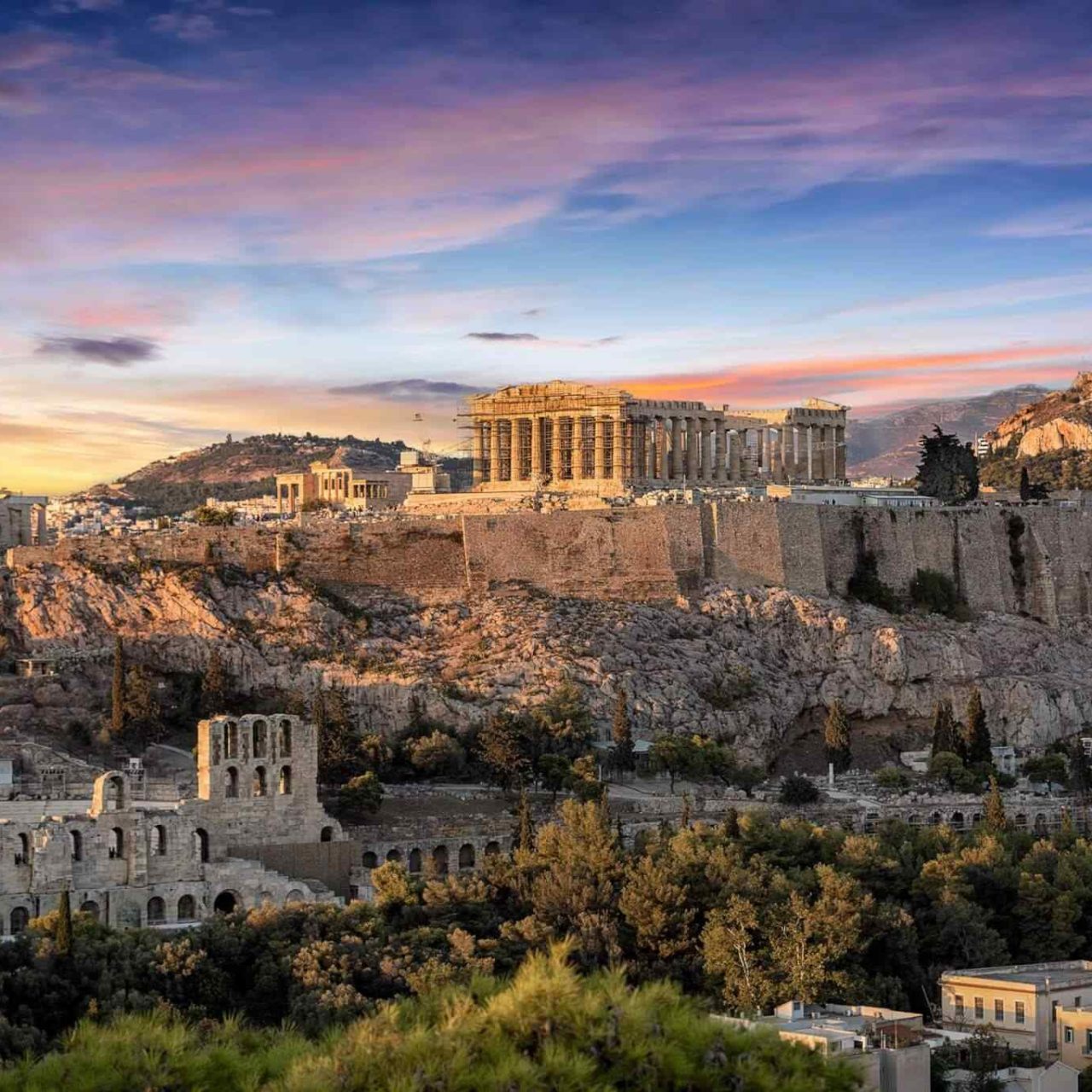https://socialvacations.com/wp-content/uploads/2018/09/destination-athens-01-1280x1280.jpg