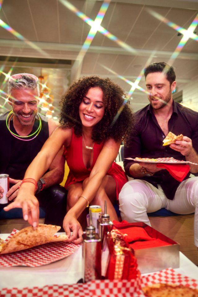 pizza https://socialvacations.com/wp-content/uploads/2026/08/IMG-SCL-2022-NWV-pizza-place-scarlet-night-cam-a-0034-UNCROPPED-1-640x960.jpg