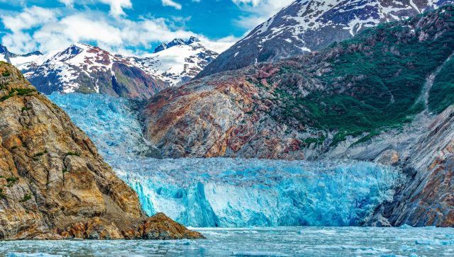 cruise-to-tracy-arm https://socialvacations.com/wp-content/uploads/2026/09/cruise-to-tracy-arm-640x363.jpg